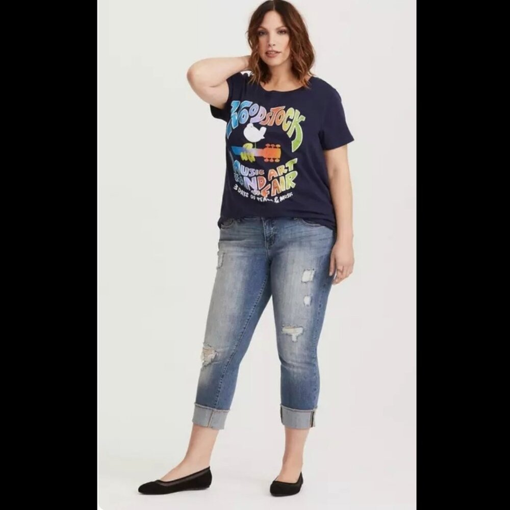 Torrid Crop Boyfriend Jean in Vintage Stretch Medium Wash 22W